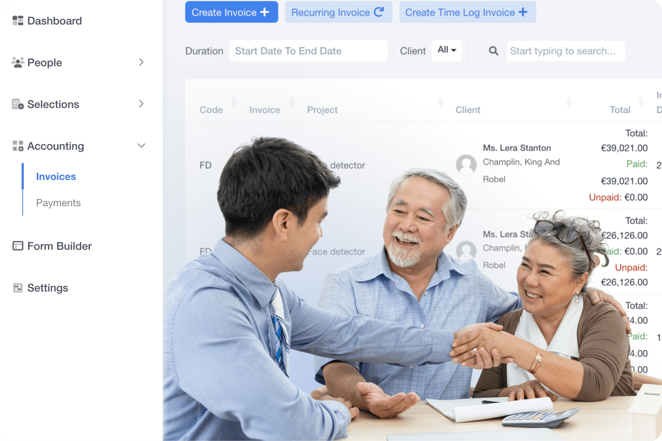 Happy-tenants-and-real-estate-agent-01-1